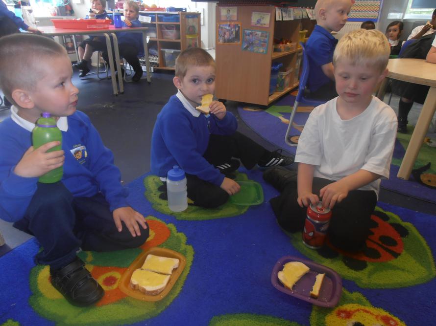 The children enjoyed snack!