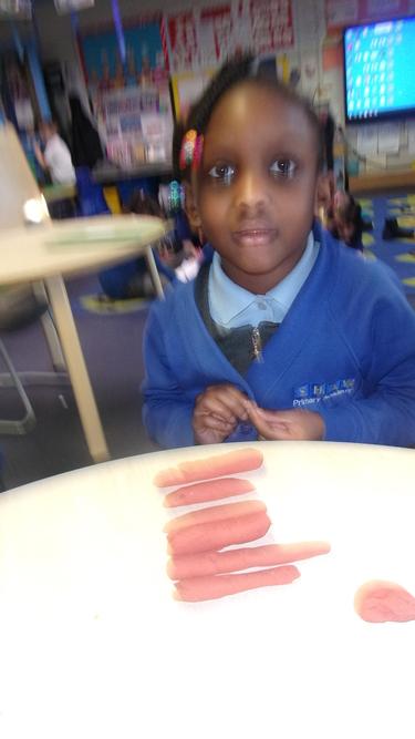 Which worm is shorter?