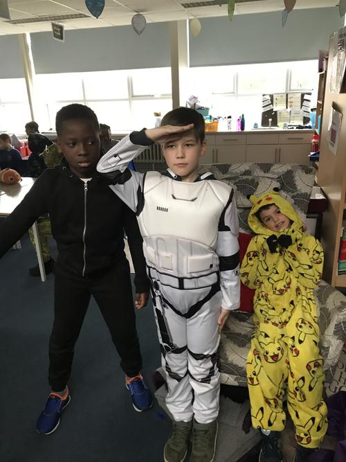 Star Wars characters and pickatu 