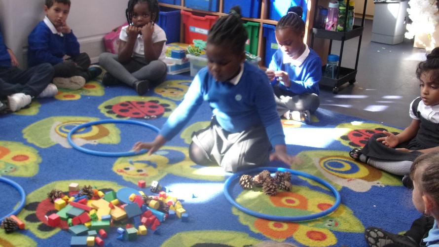 RD are sorting the toys 