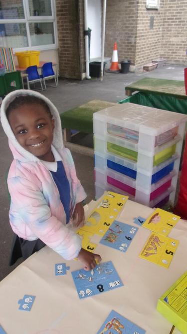 Completing the number maths puzzles