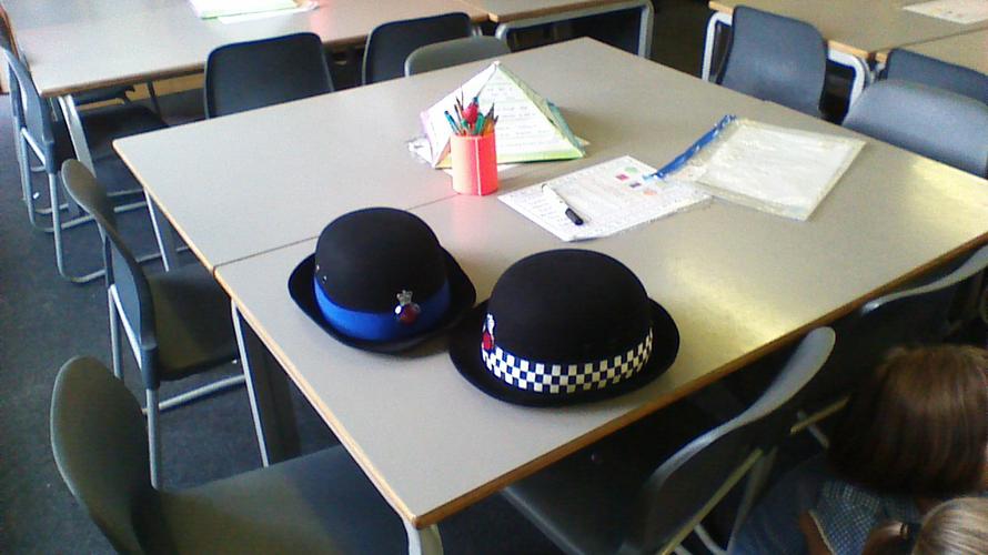 The police women had arrived. 